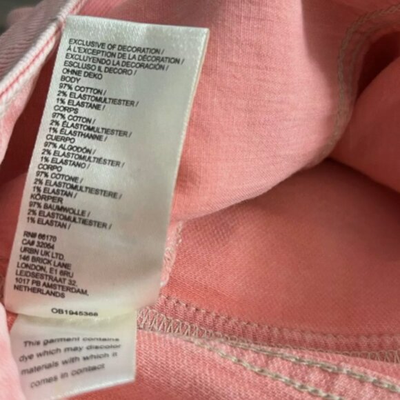 HOST PICK: Brand New Pilcro Cuffed Oversized High-Rise Wide-Leg Jeans - Picture 12 of 16